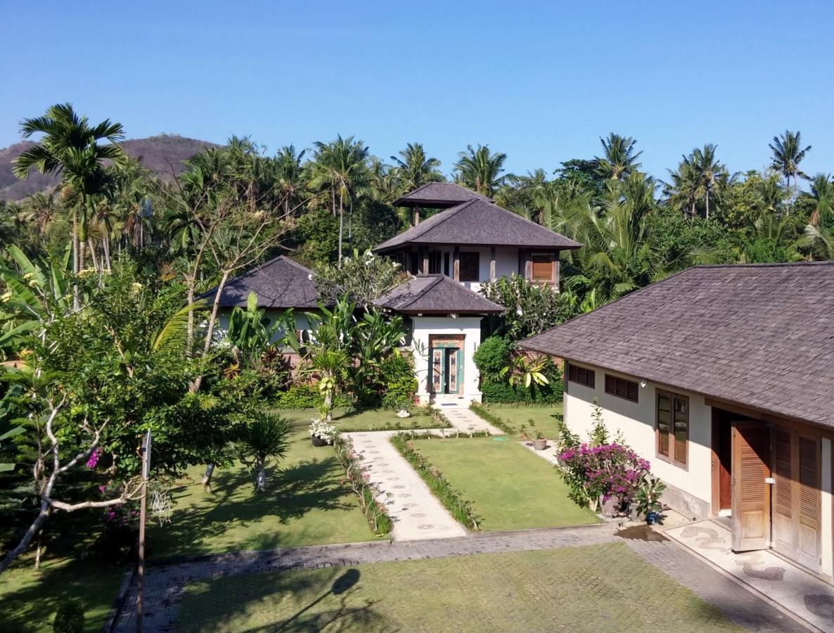 Villa Rumah Isah Кандидаса Экстерьер фото