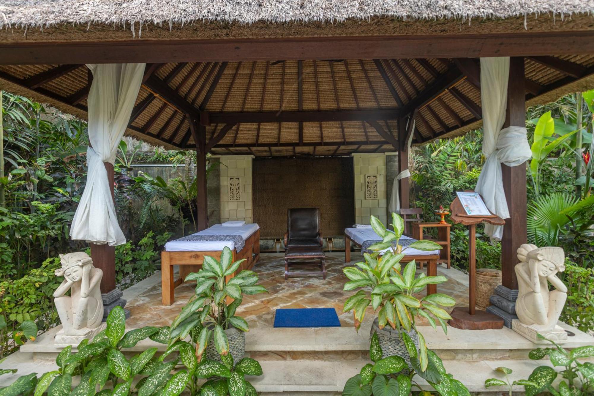 Villa Rumah Isah Кандидаса Экстерьер фото
