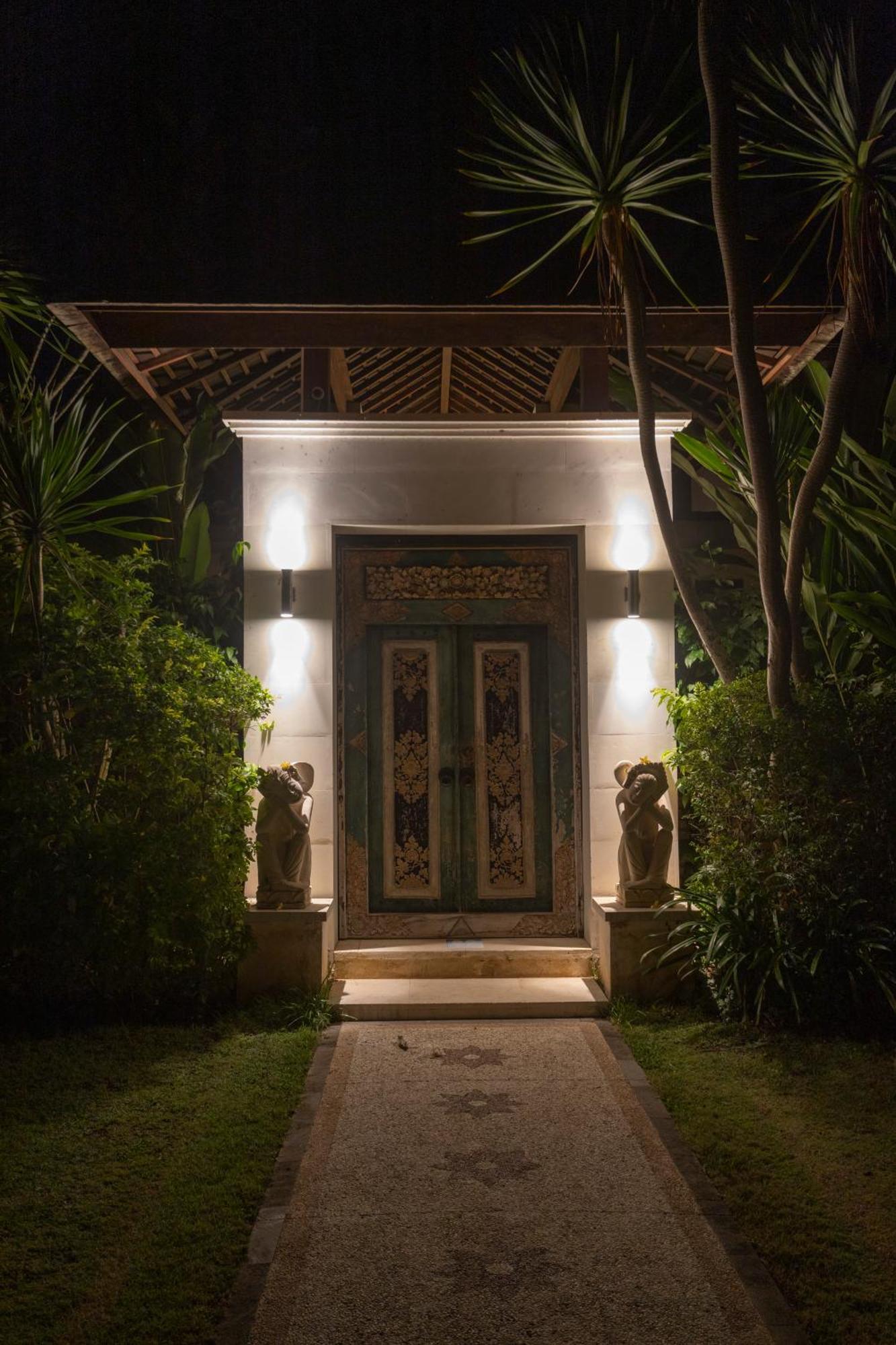 Villa Rumah Isah Кандидаса Экстерьер фото